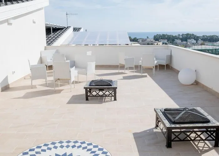 Glass Paradise Bed & Breakfast